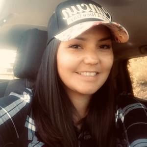 Meet your Posher, Katelyn